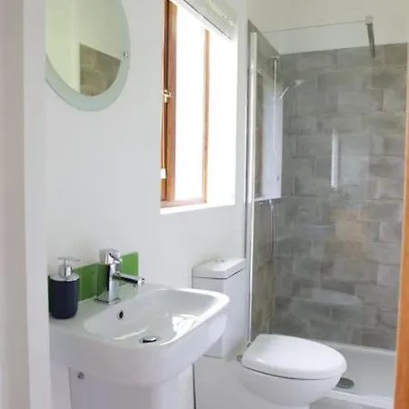 Apartamento Spacious Modern One Bedroom *